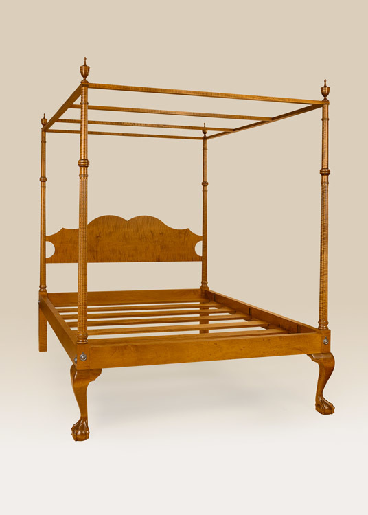 Chippendale Style Canopy Bed Image