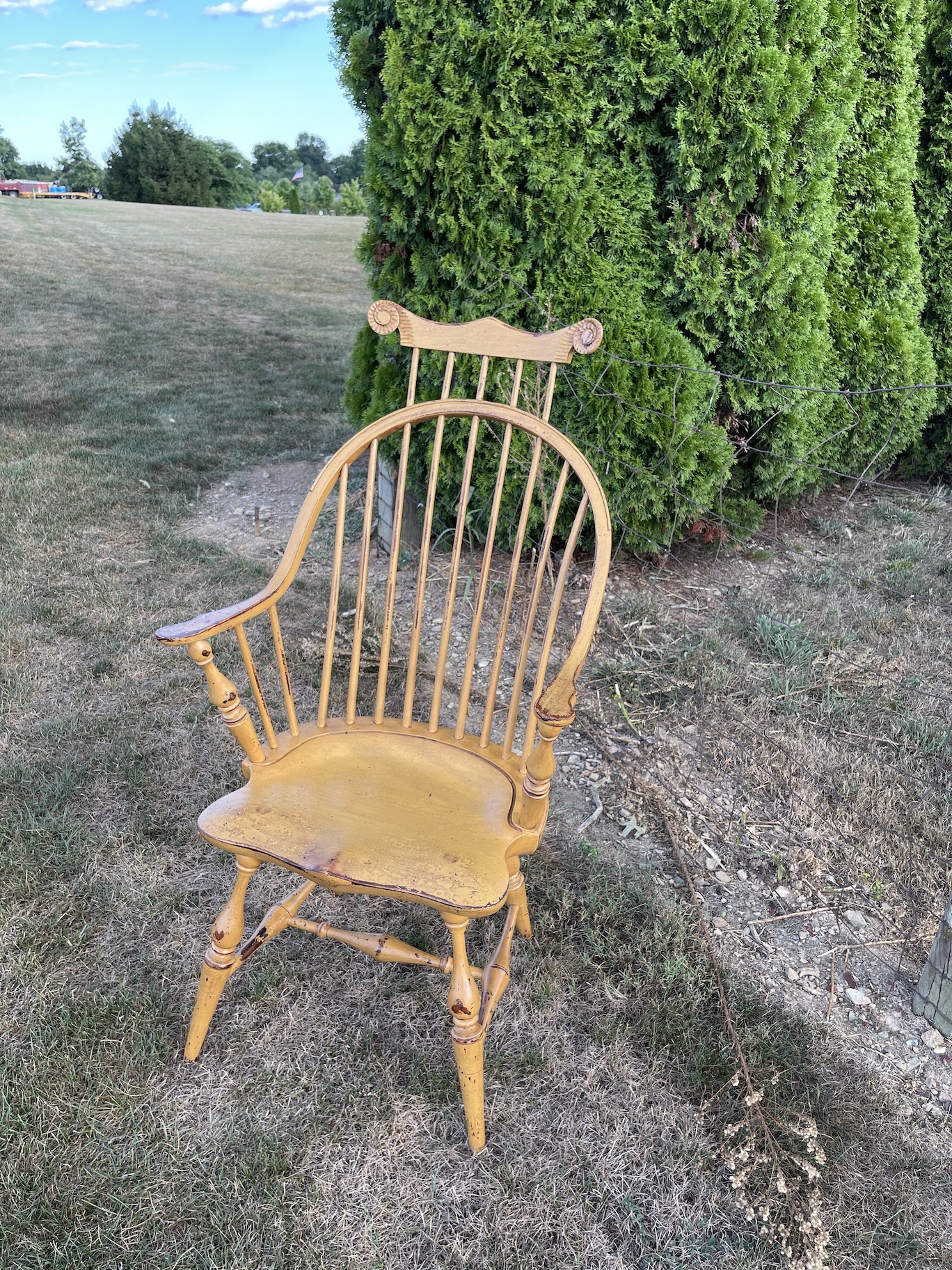 Historical Continuous Arm Windsor Chair With Comb Image