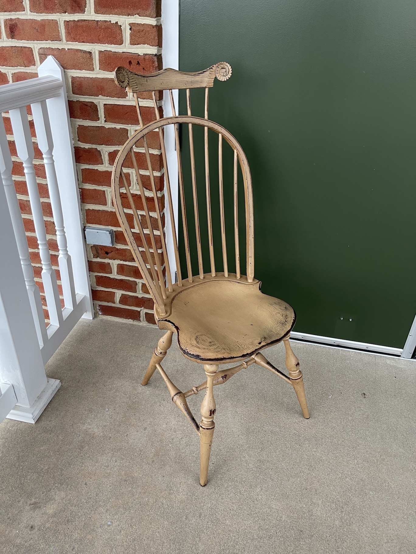 Painted Historical Bow Back Side Windsor Chair with Comb Image