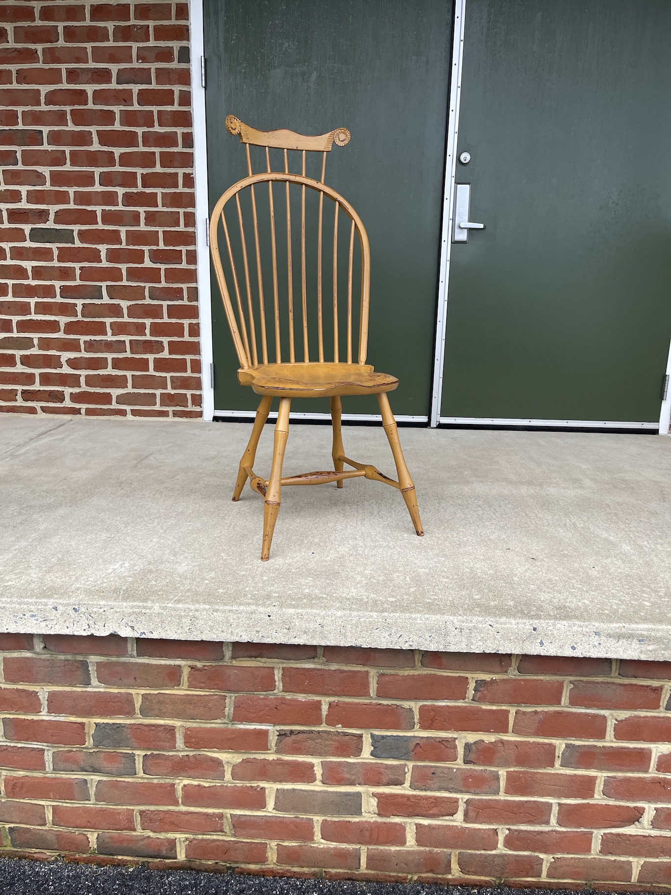 New Model Historical Bow Back Side Windsor Chair with Comb and Bamboo Turnings Image