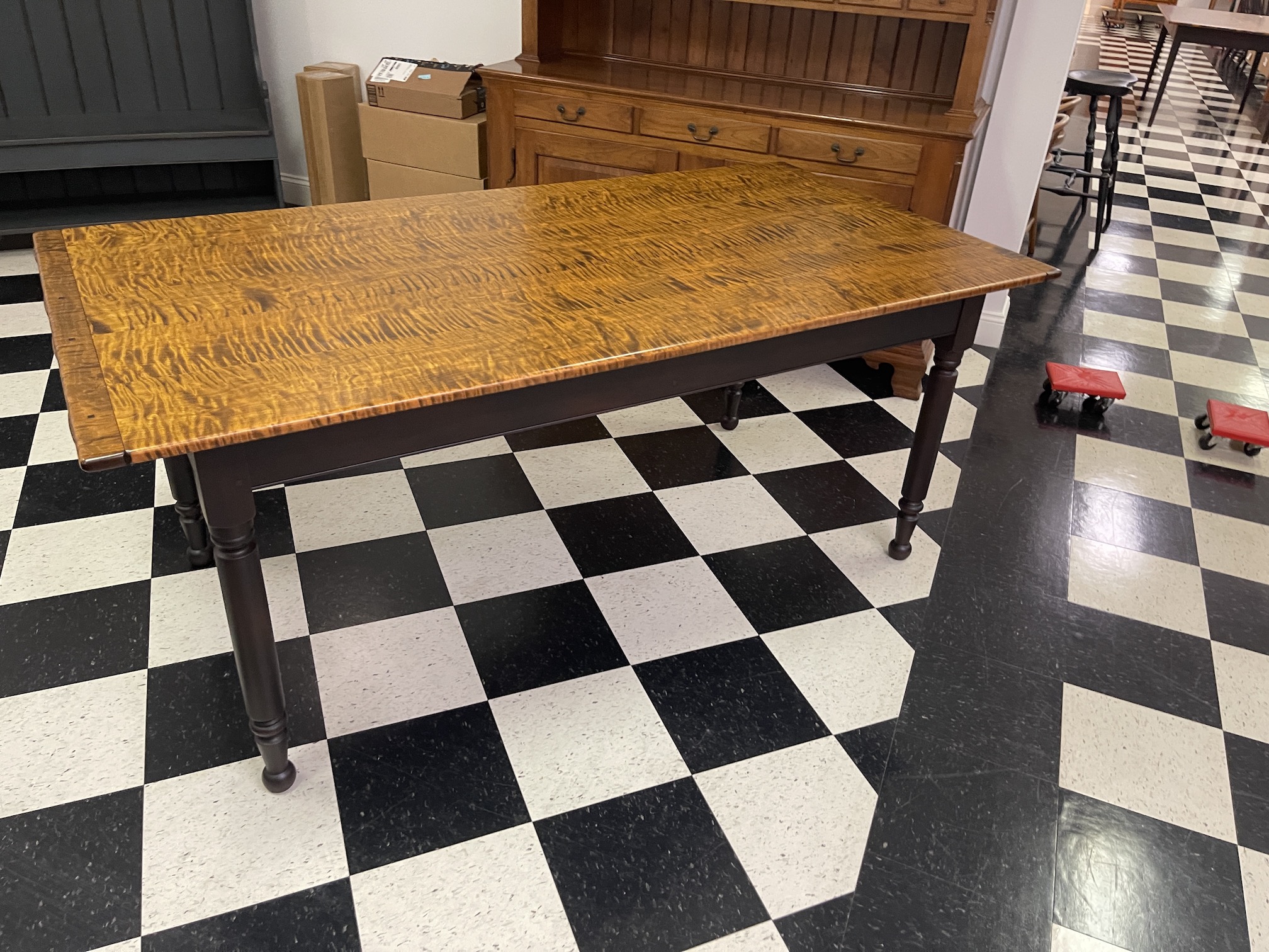 6ft X 37in Pennsylvania Turned Leg Farm Table - Tiger Maple Top - Antique Black over Red Base Image