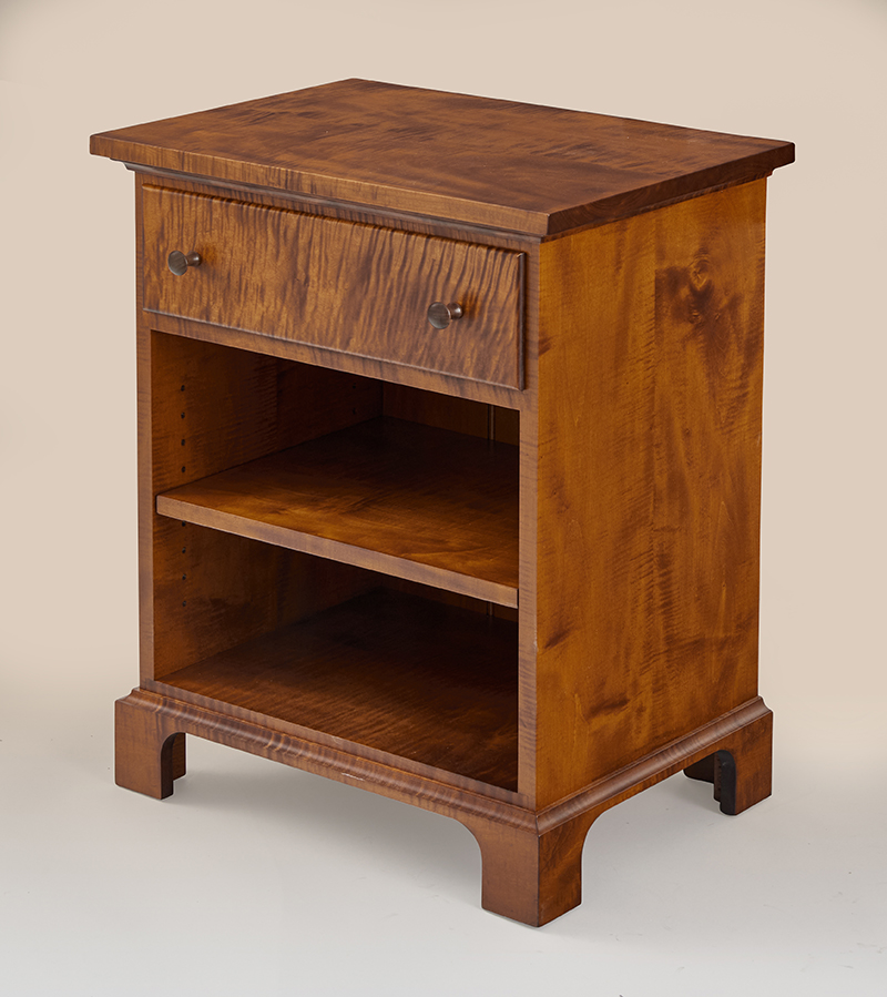 Shaker End Table with Shelf Image