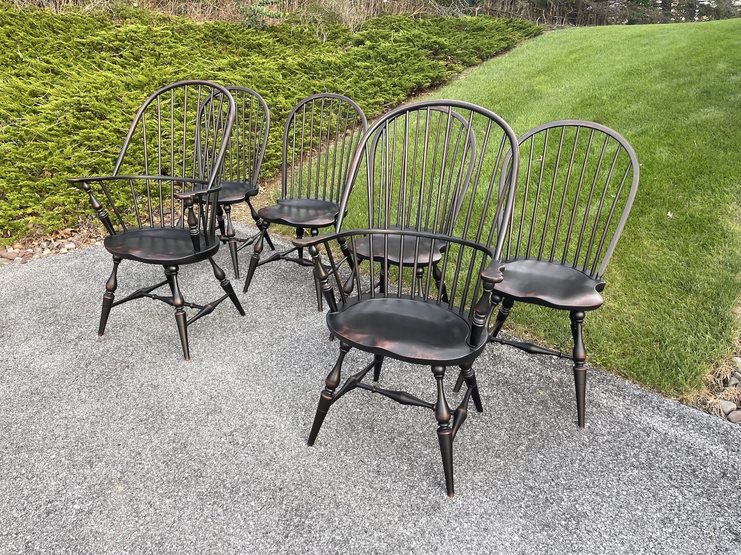 6 Farmhouse Chairs Image