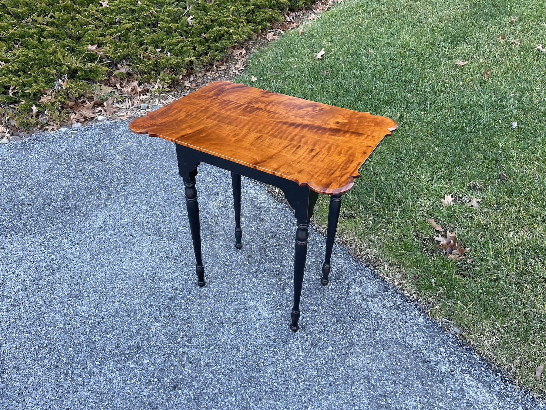 Tiger Maple Wood Top Farmhouse Stand Image