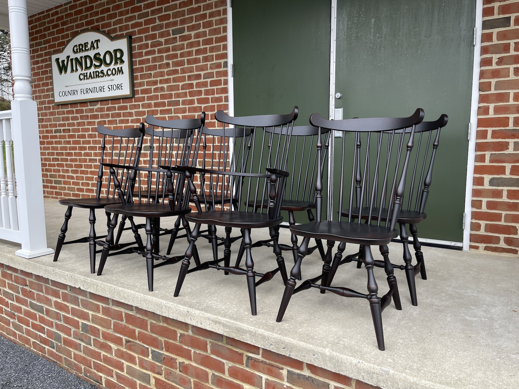 New 8 Windsor Chairs Image