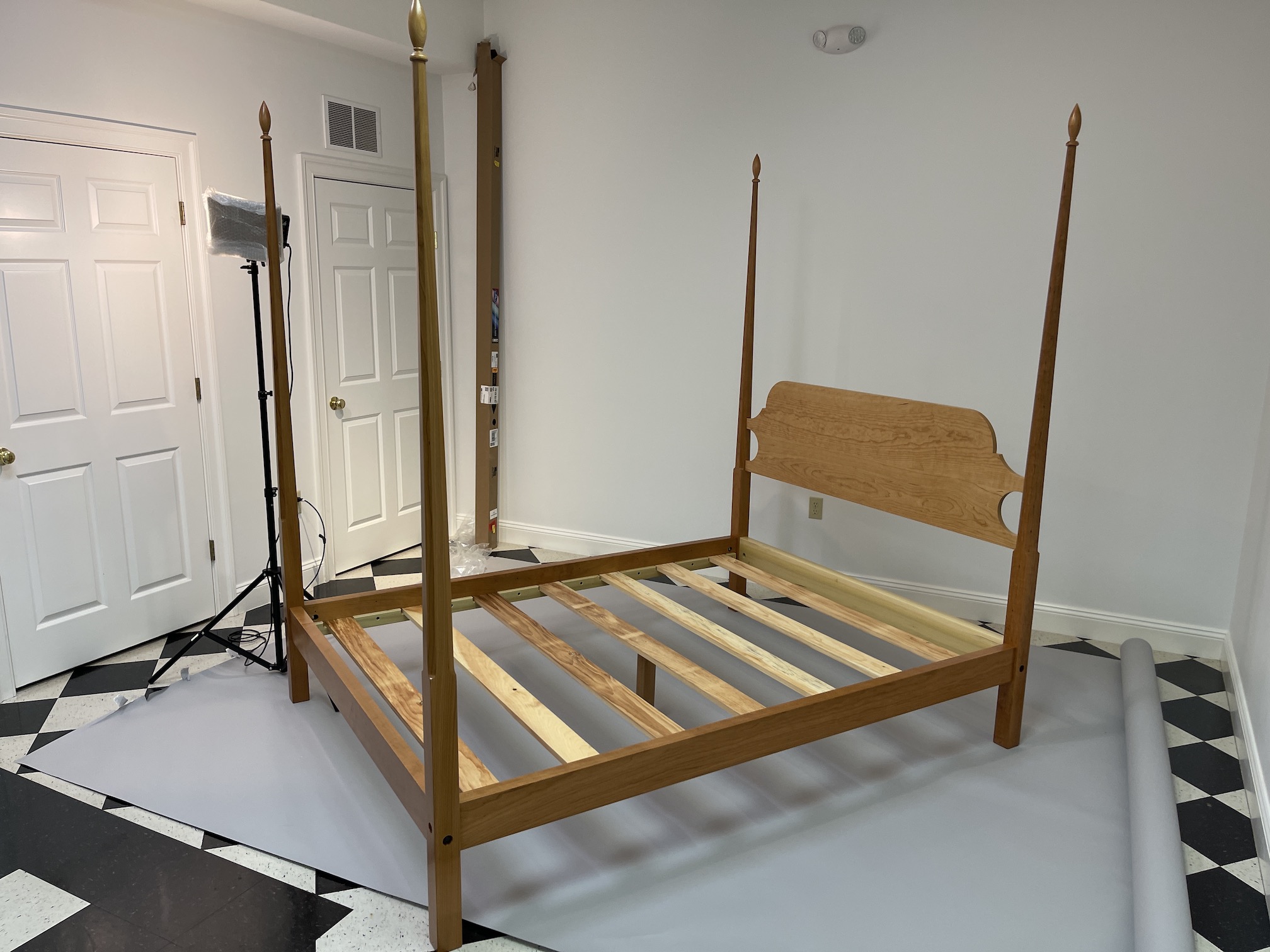 Shaker Style Posts New Model - Queen Size Shaker Pencil Post Bed - Shaker - Designer ...